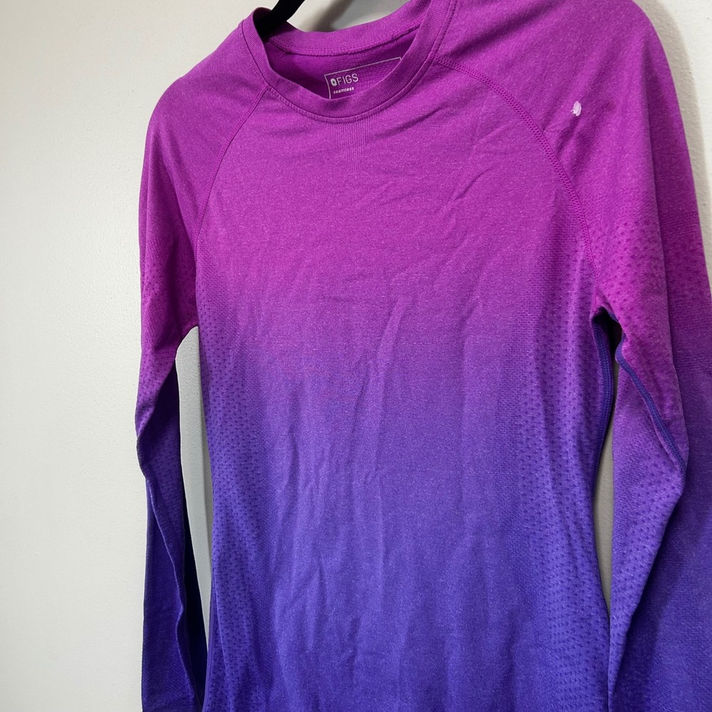 Figs small ombré performance compression purple b… - image 2